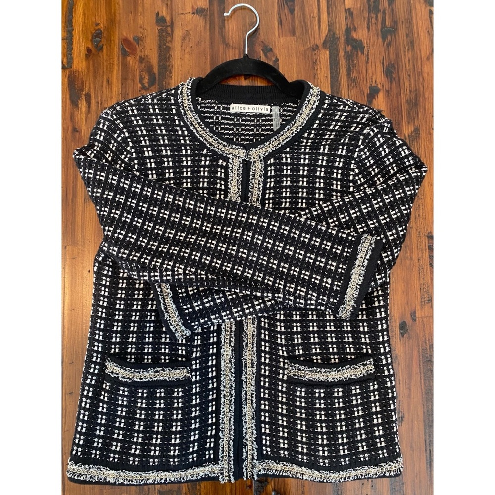 Alice+Olivia B&W Sweat With Silver Chain Accents - image 4